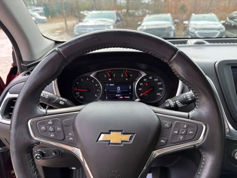 Used 2021 Chevrolet Equinox LT image 41