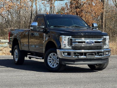 Used 2019 Ford F350 XLT w/ XLT Value Package image 12