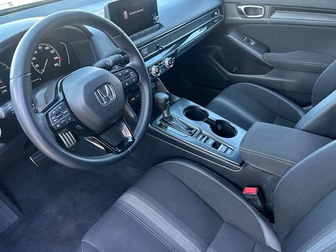 Used 2023 Honda Civic Sport image 11