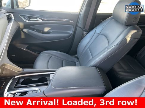 Used 2024 Buick Enclave Premium image 8