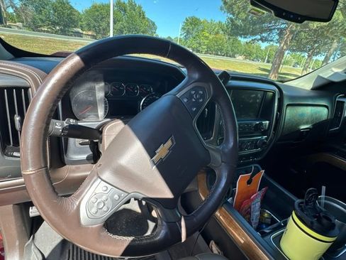 Used 2018 Chevrolet Silverado 1500 LTZ w/ Sport Package AWD/4WD image 5