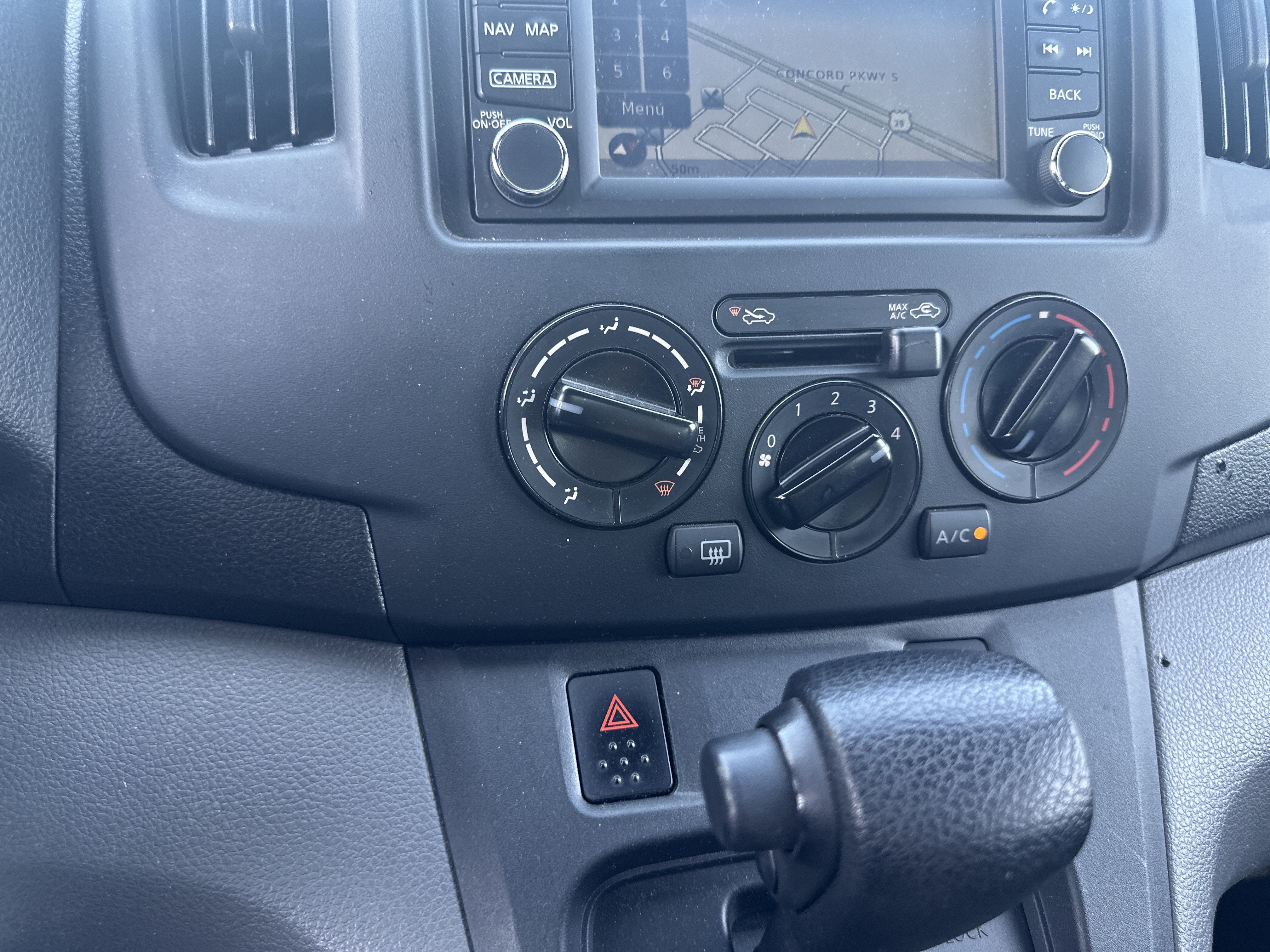 Used 2016 Nissan NV200 FWD image 24