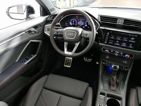 New 2025 Audi Q3 2.0T Premium Plus image 25