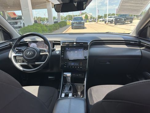 Used 2022 Hyundai Tucson SEL w/ Convenience Package FWD image 11
