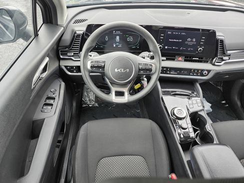 Used 2023 Kia Sportage LX image 25