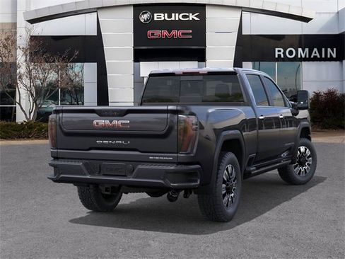 New 2025 GMC Sierra 2500 Denali w/ Denali Reserve Package image 4