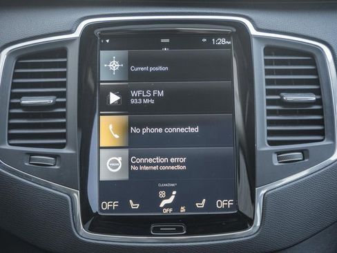 Used 2020 Volvo XC90 T6 Momentum image 25