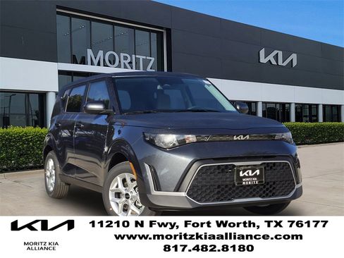 New 2025 Kia Soul LX w/ LX Technology Package image 1