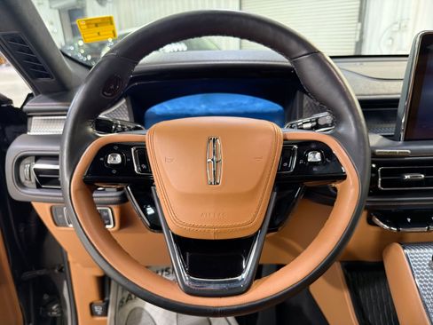 Used 2023 Lincoln Aviator Black Label w/ Dynamic Handling Package image 13