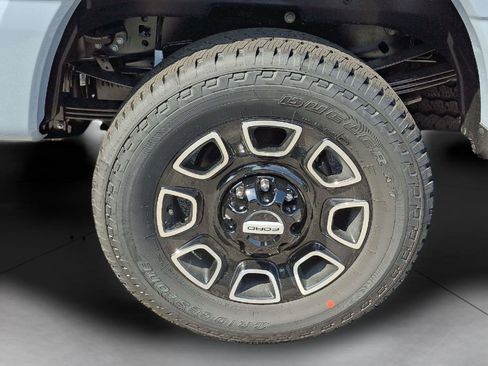 New 2026 Ford F250 Platinum image 5