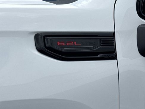 New 2026 GMC Sierra 1500 AT4 w/ AT4 Premium Package AWD/4WD image 17