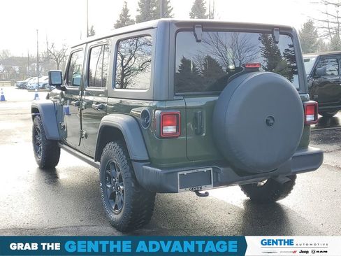 Used 2021 Jeep Wrangler Unlimited Sport image 3