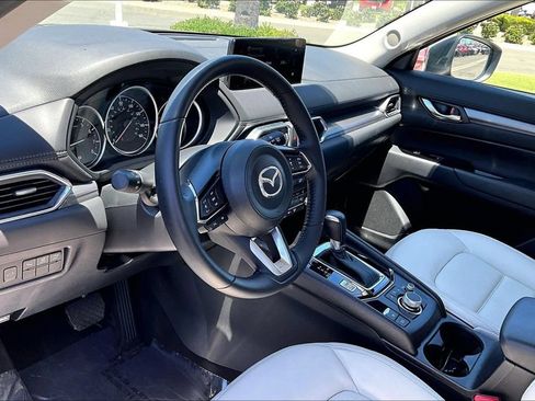 Certified 2025 MAZDA CX-5 AWD 2.5 S w/ Preferred Package image 9