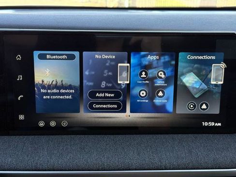 New 2026 Nissan Kicks SV image 25