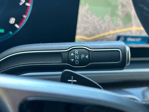 Used 2022 Mercedes-Benz GLS 450 4MATIC image 16