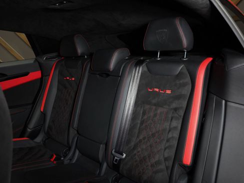 Used 2023 Lamborghini Urus S image 44