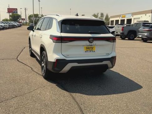 Used 2026 Volkswagen Tiguan SE AWD/4WD image 7