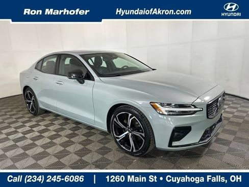 Used 2024 Volvo S60 B5 Core image 1