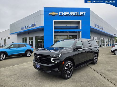 Used 2024 Chevrolet Suburban RST w/ Luxury Package AWD/4WD image 1