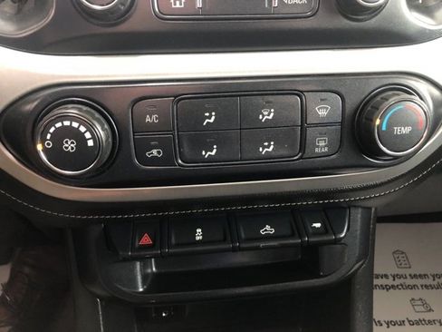 Used 2019 GMC Canyon SLE image 16