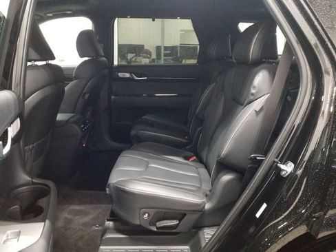 Certified 2025 Hyundai Palisade Calligraphy image 14