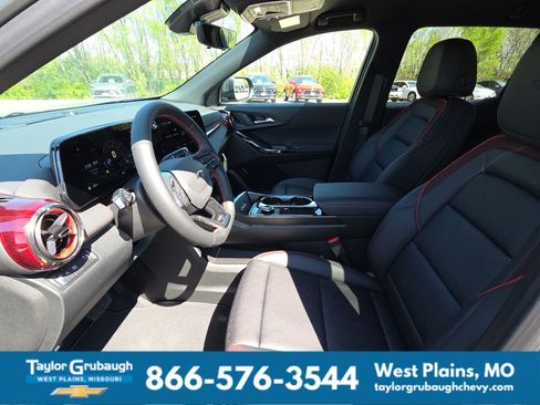 New 2026 Chevrolet Equinox RS w/ Convenience Package III FWD image 15