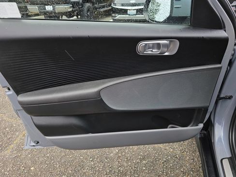 Used 2024 Hyundai Ioniq 6 SE RWD image 24