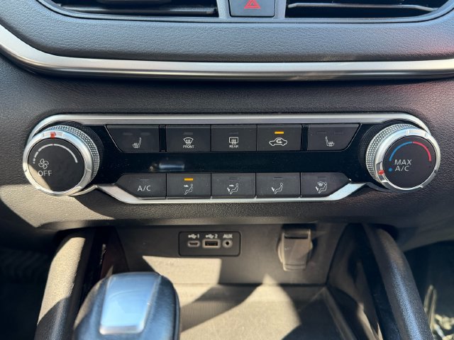 Used 2022 Nissan Altima 2.5 SV w/ SV Premium Package FWD image 23