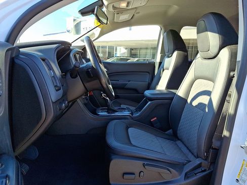 Used 2022 Chevrolet Colorado Z71 image 14