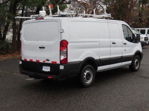Used 2015 Ford Transit 250 130 Low Roof image 7