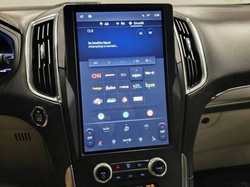 Used 2022 Ford Edge Titanium image 27