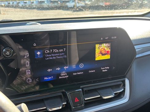 Used 2025 Chevrolet TrailBlazer LT image 20