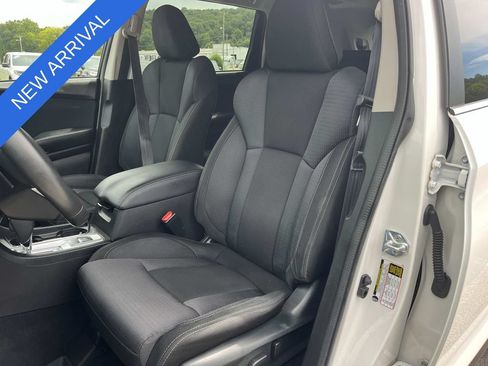 Certified 2025 Subaru Ascent Premium w/ Popular Package #1 AWD/4WD image 28