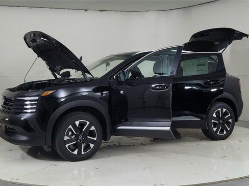 New 2026 Nissan Kicks SV w/ Illumination Package image 10