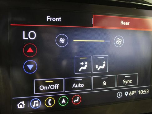 Used 2021 Chevrolet Traverse RS w/ LPO, Floor Liner Package AWD/4WD image 20