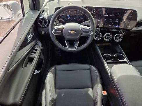 New 2026 Chevrolet Blazer EV LT image 8