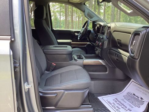 Used 2020 Chevrolet Silverado 1500 RST AWD/4WD image 23