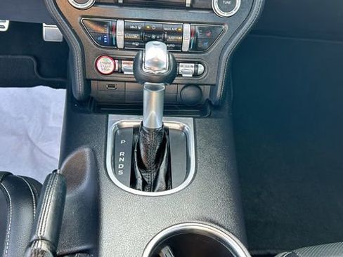 Certified 2020 Ford Mustang Premium image 19