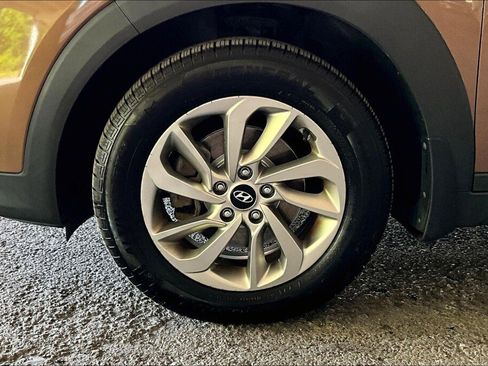 Used 2016 Hyundai Tucson SE w/ Option Group 02 AWD/4WD image 16