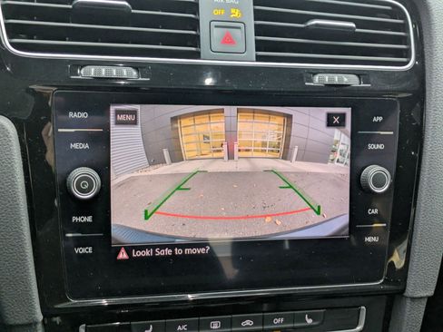 Used 2019 Volkswagen GTI S image 20