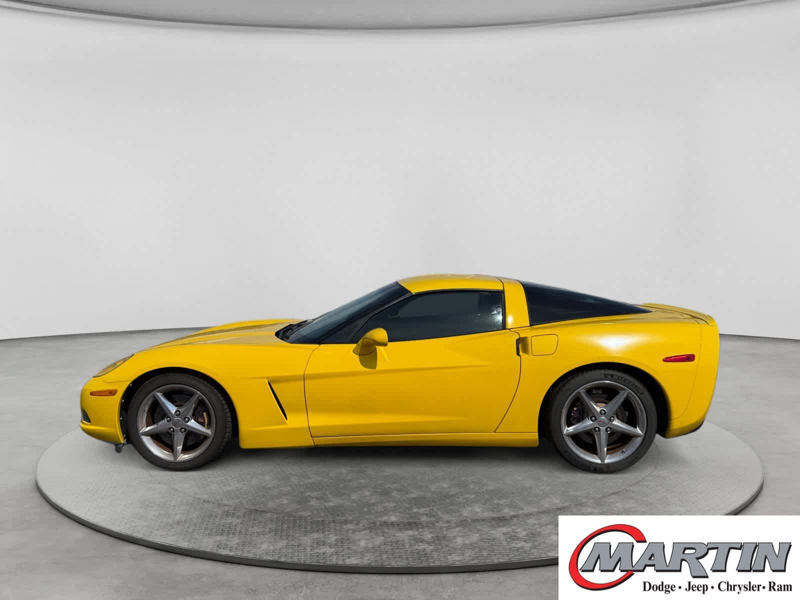 Used 2013 Chevrolet Corvette Coupe RWD image 8
