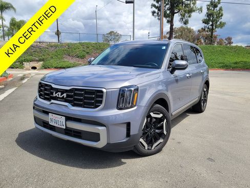 Used 2023 Kia Telluride S FWD image 1