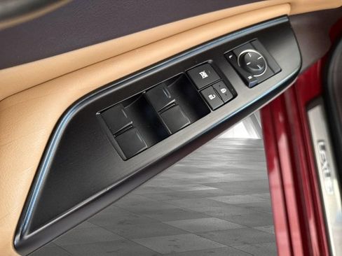 Used 2019 Lexus ES 300h w/ Accessory Package 2 FWD image 9