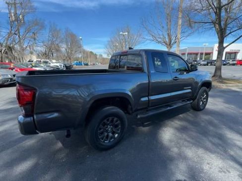 Used 2023 Toyota Tacoma SR5 w/ Technology Package image 16