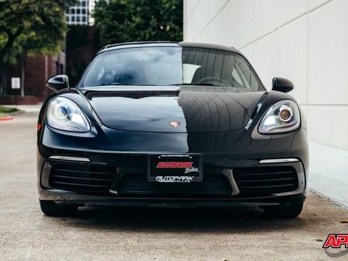Used 2017 Porsche 718 Cayman image 13