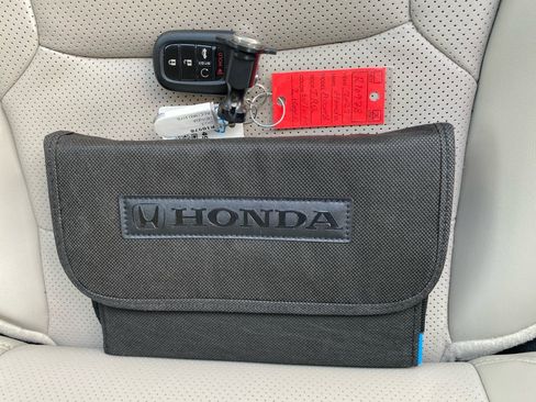 Certified 2023 Honda Accord Touring image 38