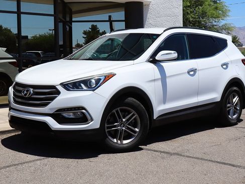 Used 2017 Hyundai Santa Fe Sport FWD image 2