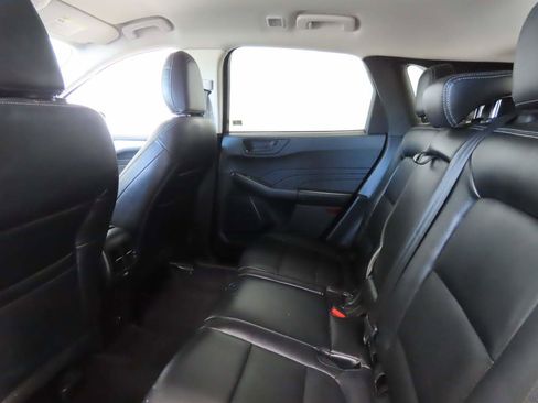Used 2022 Ford Escape SE w/ Convenience Package FWD image 14
