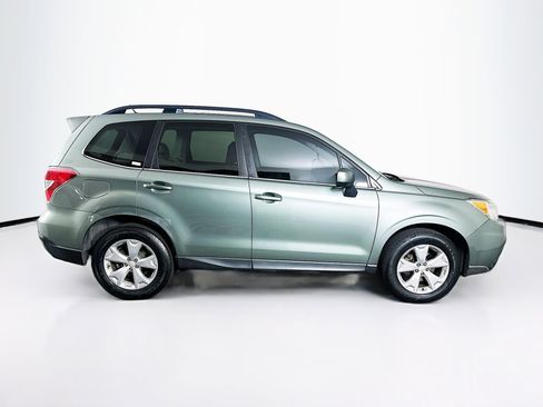 Used 2015 Subaru Forester 2.5i Limited AWD/4WD image 10