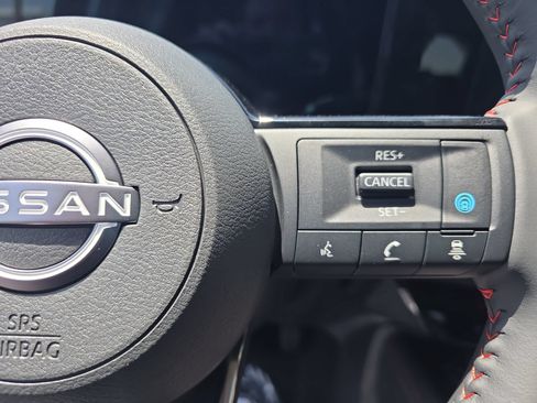 New 2026 Nissan Kicks SR FWD image 17